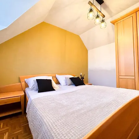 Miadora - Apartma Prekmurska Hiska Moravske Toplice
